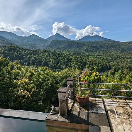 Bali Munduk Delux Bungalow Villa 싱가라자 외부 사진