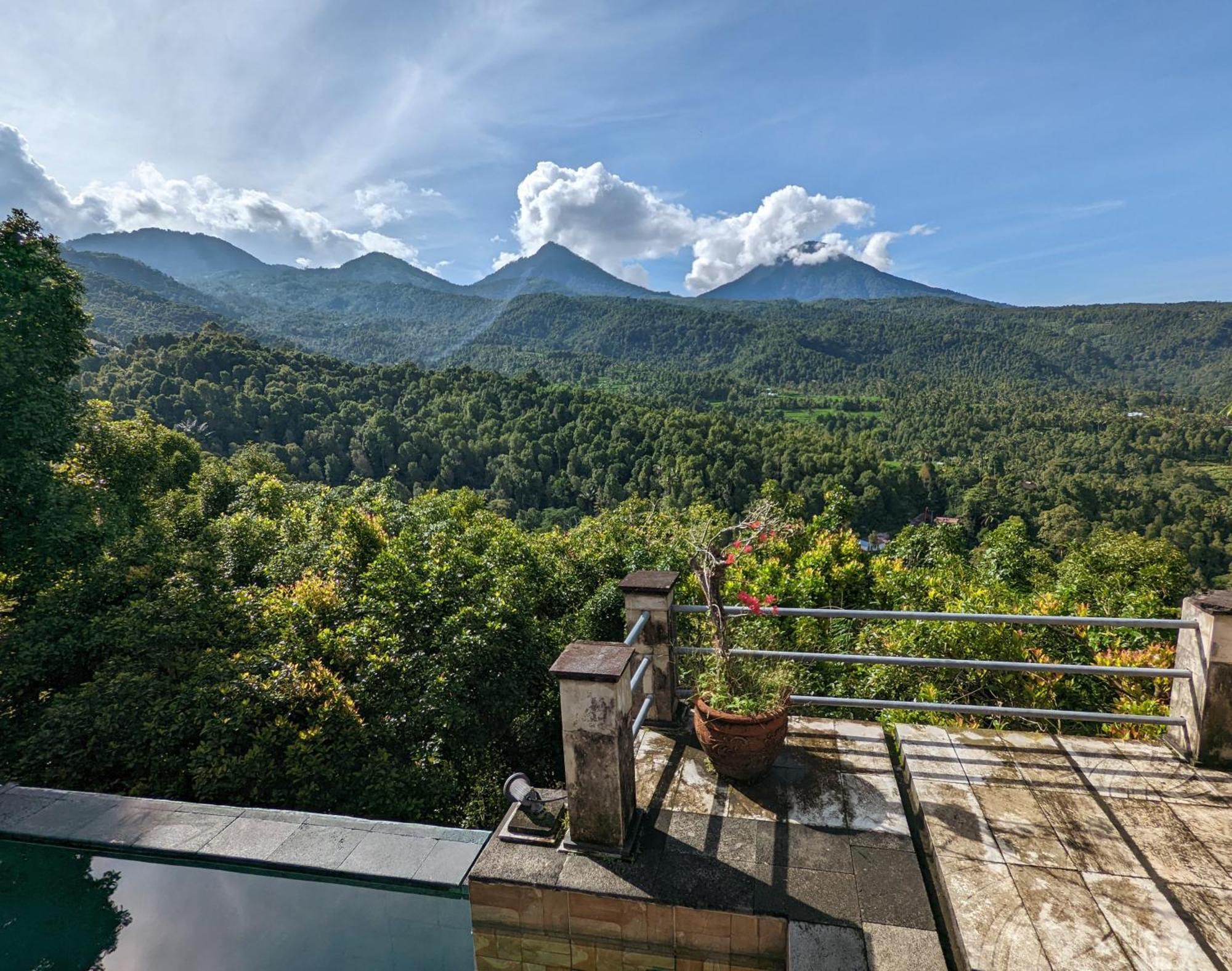 Bali Munduk Delux Bungalow Villa 싱가라자 외부 사진
