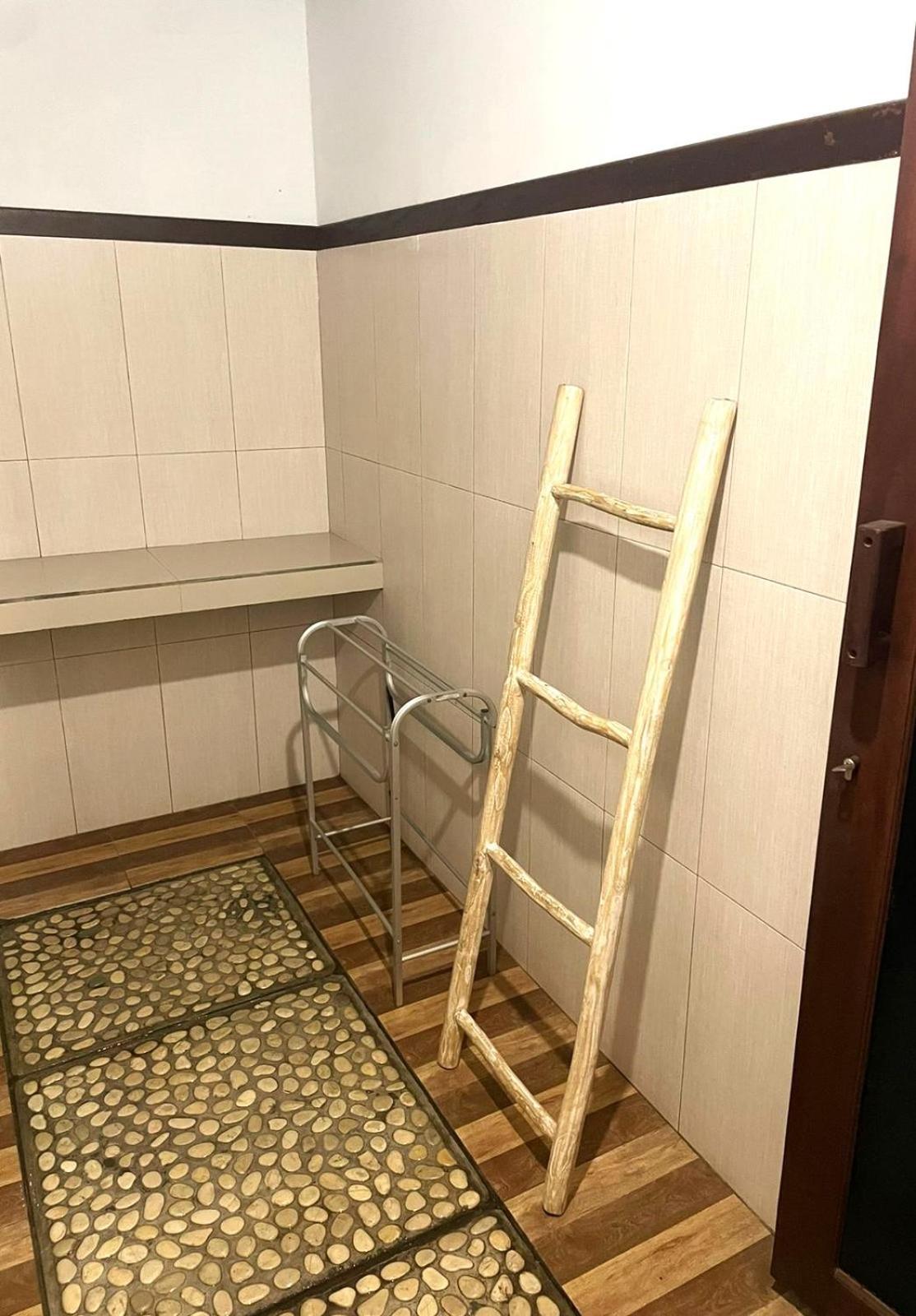 Bali Munduk Delux Bungalow Villa 싱가라자 외부 사진